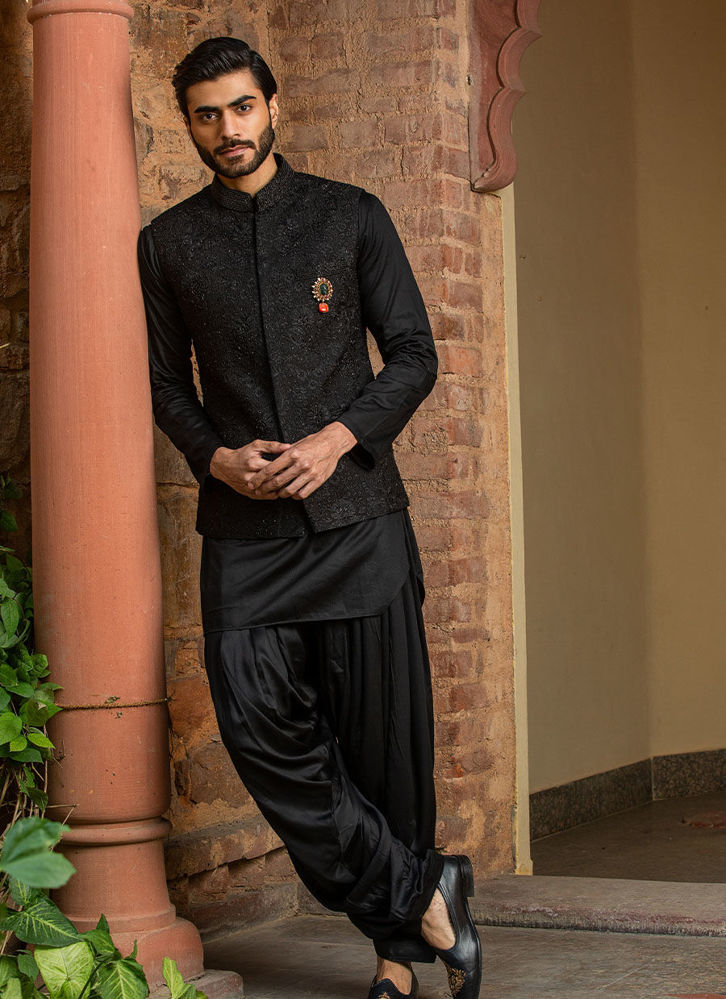Picture of BLACK KURTA SALWAR WITH NEHRU JACKET