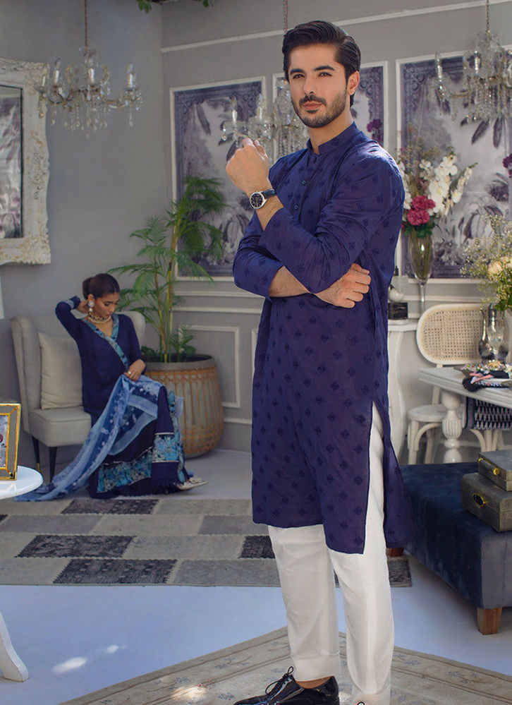 Picture of Navy Nouveau