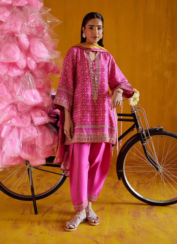 Picture of Nazli Hot Pink Shirt And Dupatta