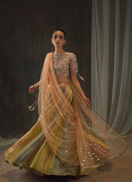 Setareh Lehnga