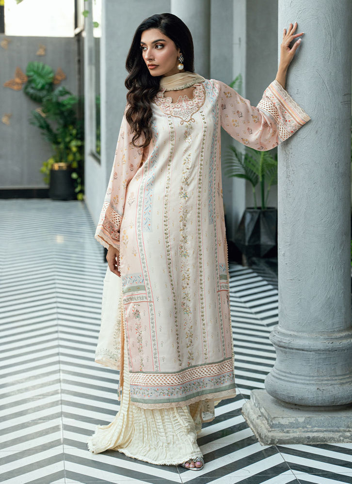 Picture of Whispered Ivory