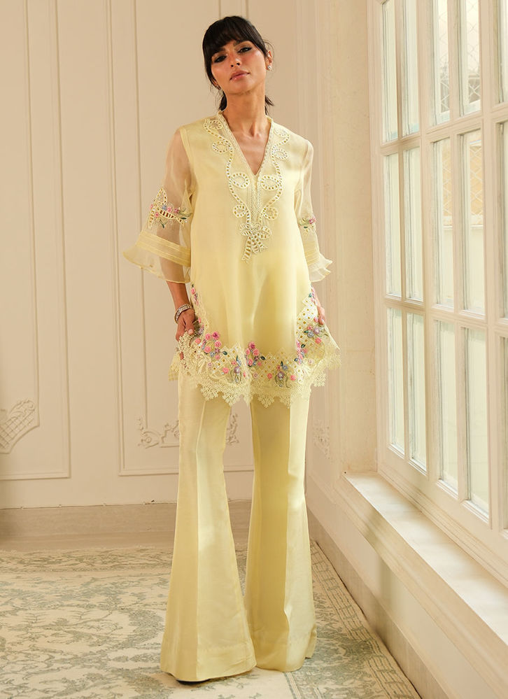 Picture of Elara Shirt and Pants