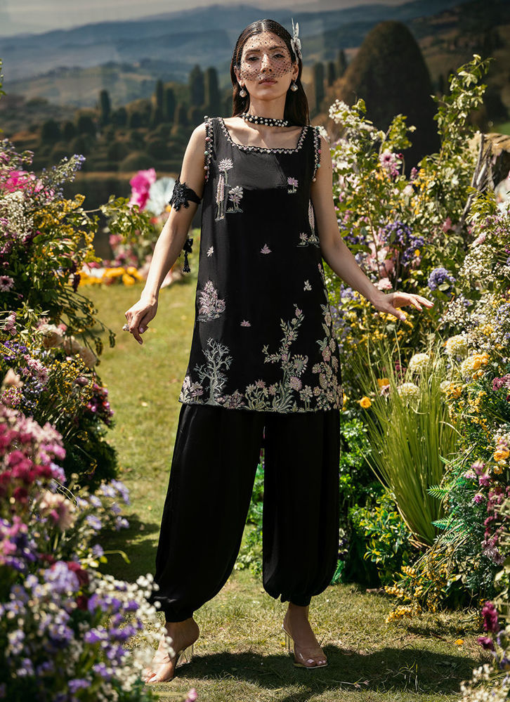 Picture of Black Coco