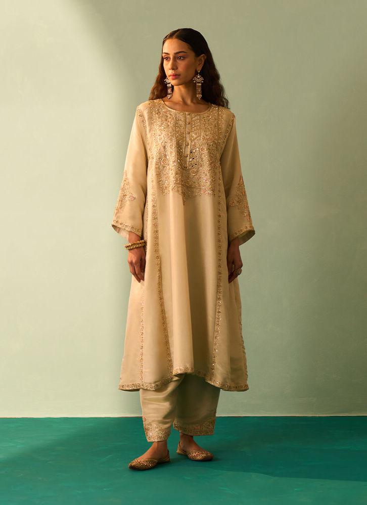 Picture of Gold Tissue Choga Set