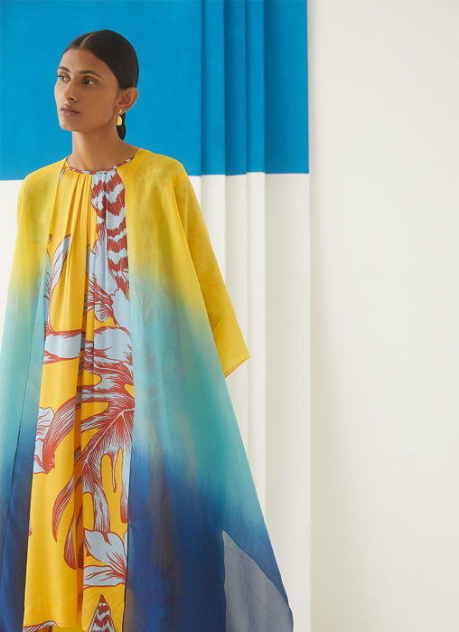 Leheriya Organza Cape (Yellow/Blue/Dark Blue Ombre)