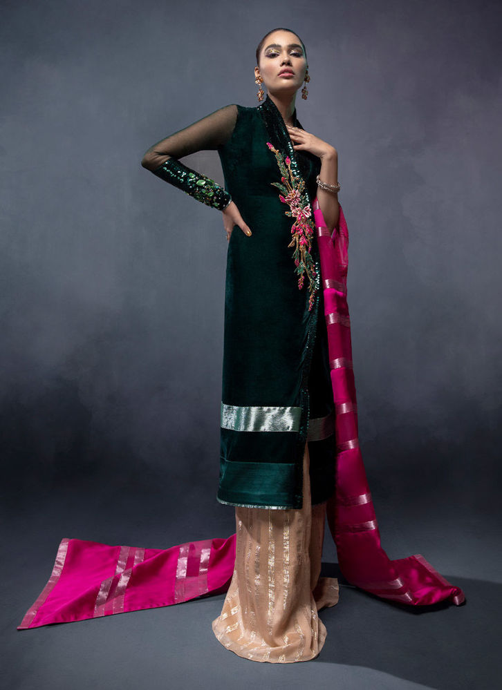 Picture of Roses In The Night