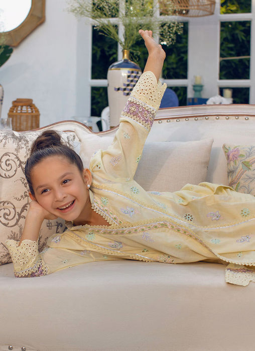 Butterfly Breeze - Girl