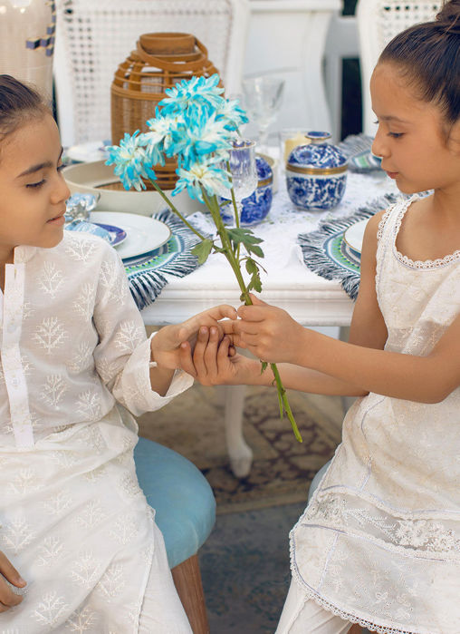 Ethereal White - Girl