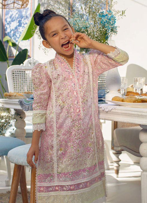 Picture of Roselle - Girl