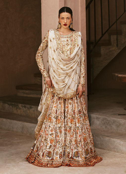 Picture of White Swan