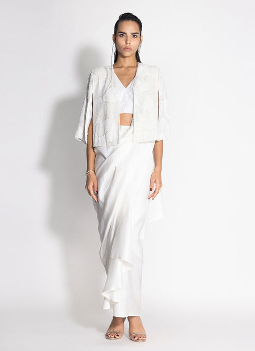 Picture of Masai Godet Sari with Masai Top and Wave Cape