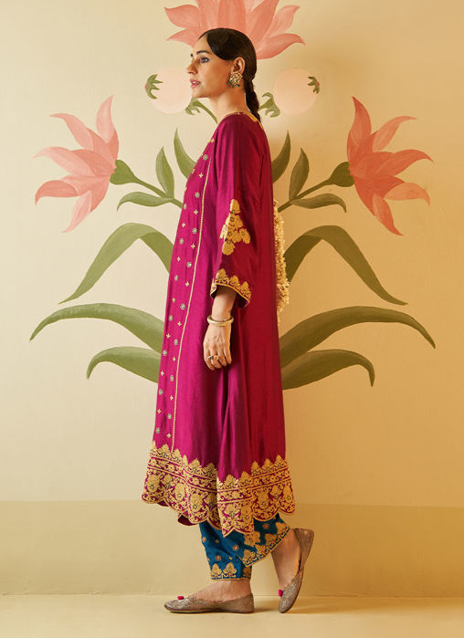 WINE CHANDERI SILK CHOGA SET
