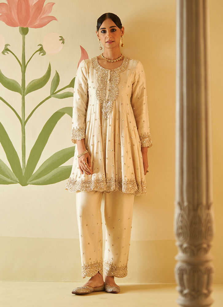 Picture of IVORY CHANDERI SILK ANARKALI SET