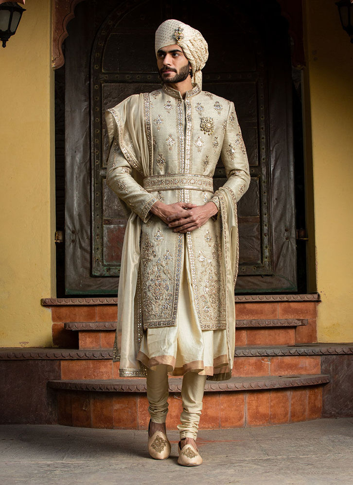 Picture of GOLD ACHKAN WITH BELT