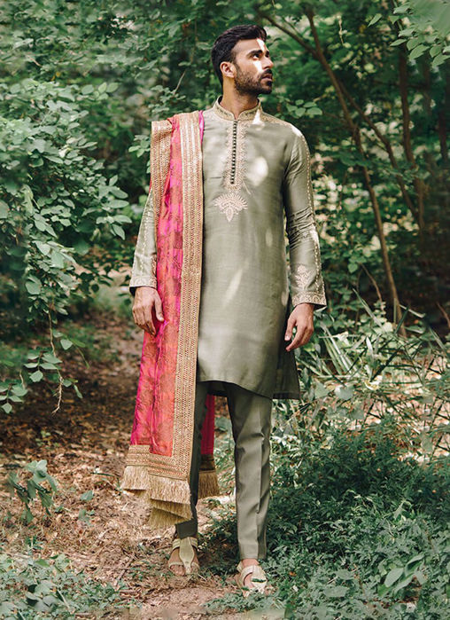 Picture of Shan-e-Zaroon