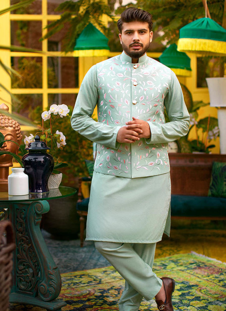 Picture of Ice Blue Jewel - Man