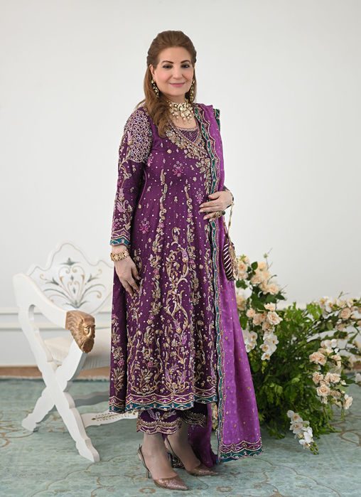 Picture of Ainara kalidaar angharkha with izaar