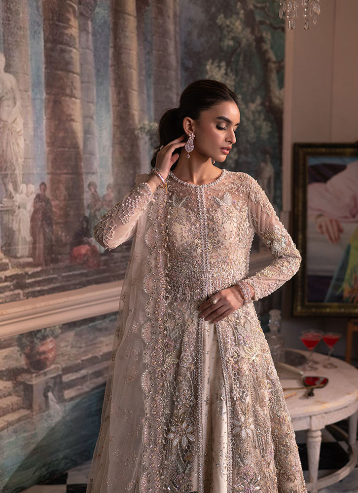 Picture of Ivory Lumeire