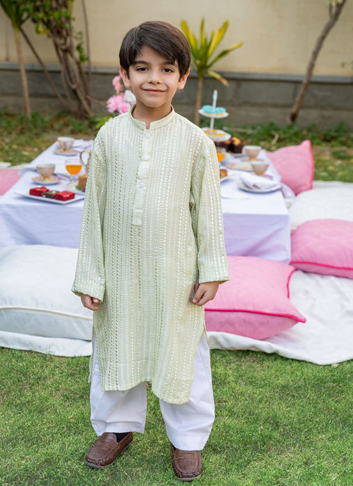 Picture of Mini Izyan