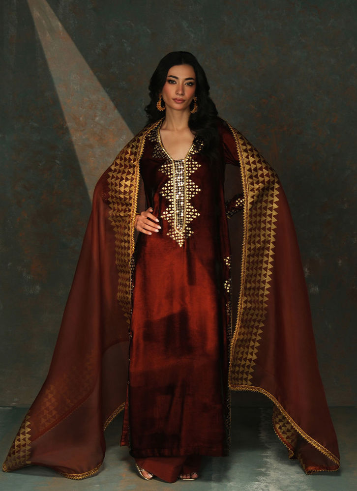 Picture of Ember Shirt And Pants