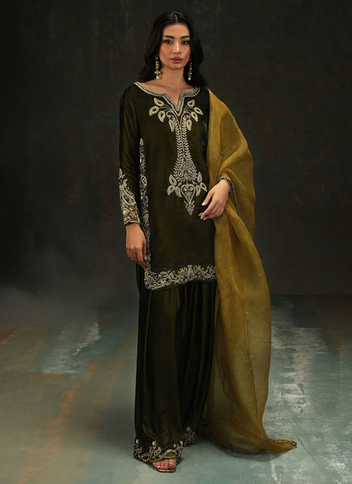 Picture of Zeenat Shirt, Pants And Dupatta