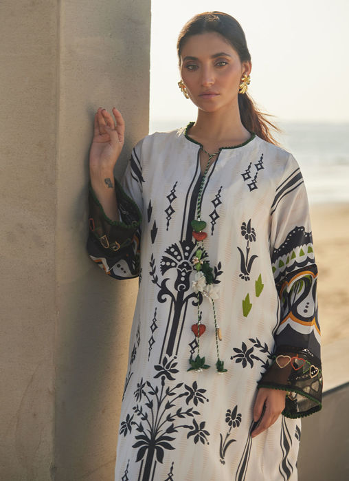 Zenya Crepe Kaftan