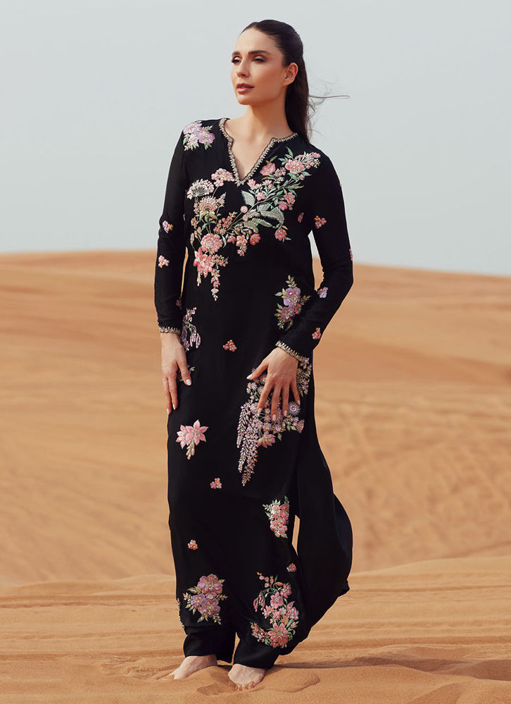 Picture of Black Charm