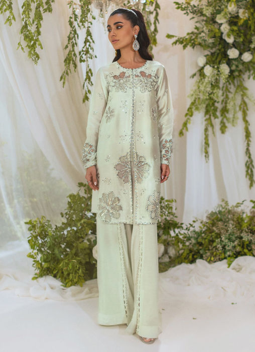 Picture of Cara (Shirt and Pants)