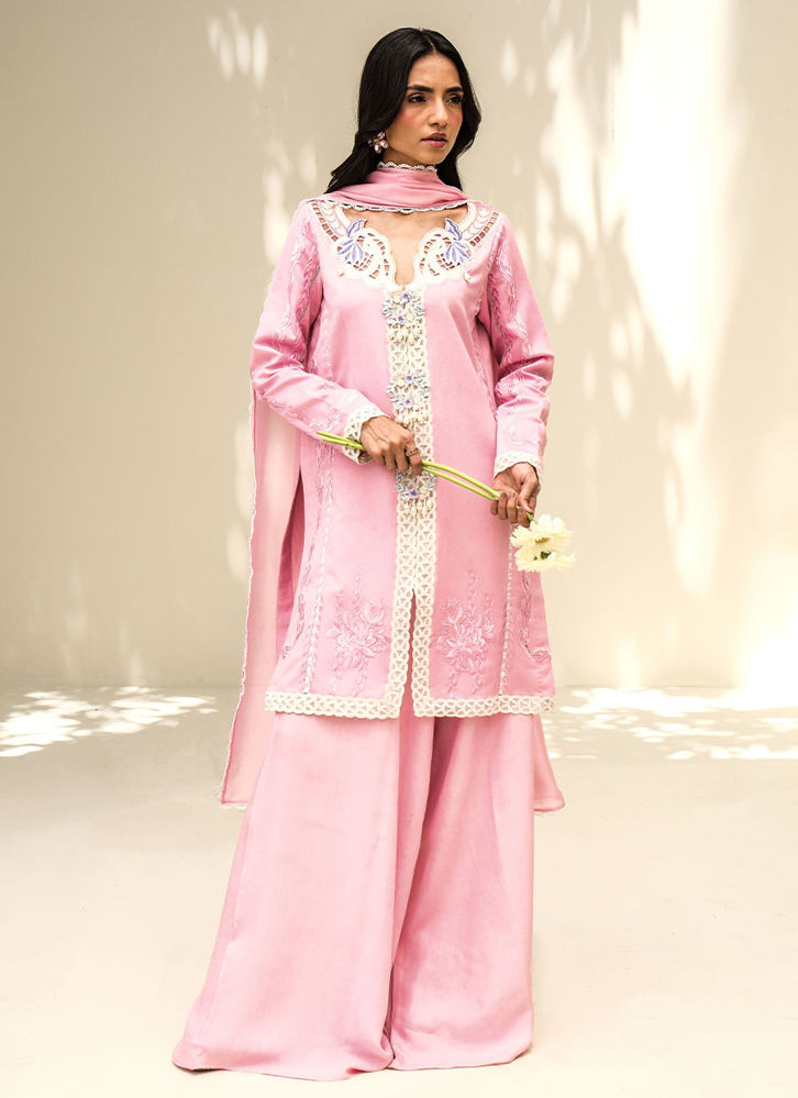 Picture of Inaya